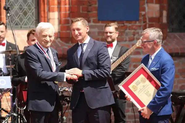 Międzynarodowa nagroda przyznana w Darłowie. “Za osiągnięcia dla budowania wspólnej Europy”